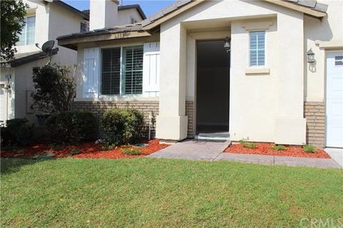 6960 Abigail Ln, Fontana, CA 92336 photo 2