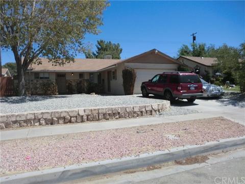 45422 5th St, Lancaster, CA 93535 photo 2