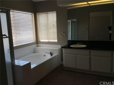 10809 Sunnyside Dr, Yucaipa, CA 92399 photo 17