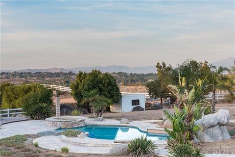 18502 Pinecone Ln, Riverside, CA 92504 photo 23