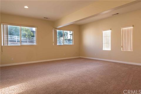 18502 Pinecone Ln, Riverside, CA 92504 photo 12