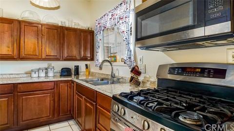7184 Cole Ave, Highland, CA 92346 photo 6