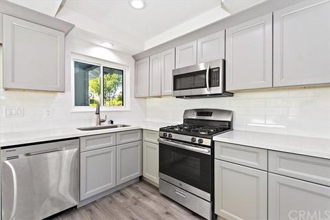 1706 E Granada Ct, Ontario, CA 91764 photo 2