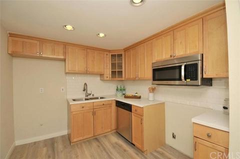 21639 Villa Pacifica Cir, Carson, CA 90745 photo 9