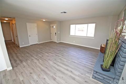 21645 Thunderbird Rd, Apple Valley, CA 92307 photo 4