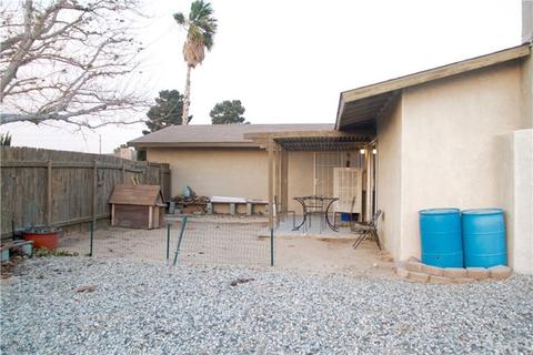 15640 Kasota Rd, Apple Valley, CA 92307 photo 2