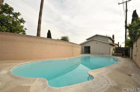 15215 S Stanford Ave, Compton, CA 90220 photo 2