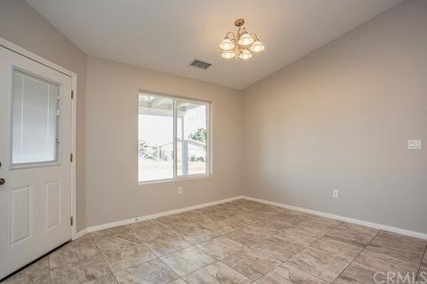 15510 Eucalyptus St, Hesperia, CA 92345 photo 6