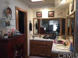 20675 Sitting Bull Rd, Apple Valley, CA 92308 photo 8