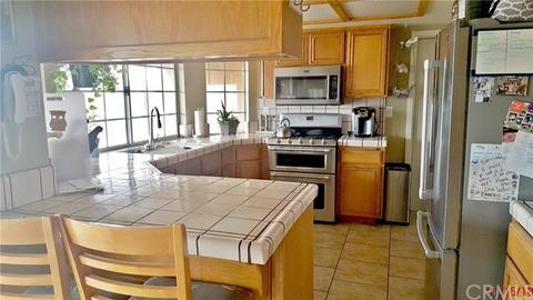 9907 Lincoln Ave, Hesperia, CA 92345 photo 4