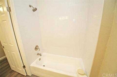 940 Barbra Ln, Redlands, CA 92374 photo 13