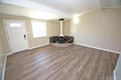 940 Barbra Ln, Redlands, CA 92374 photo 2