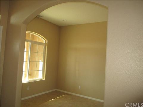 17240 Birch St, Hesperia, CA 92345 photo 5