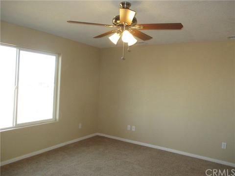 17228 Birch St, Hesperia, CA 92345 photo 7