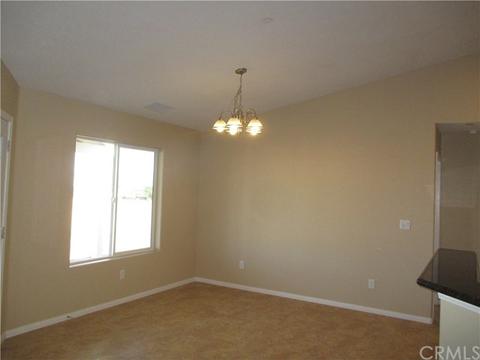 17228 Birch St, Hesperia, CA 92345 photo 4