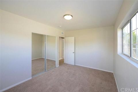 10972 Fellows Ave, Pacoima, CA 91331 photo 16
