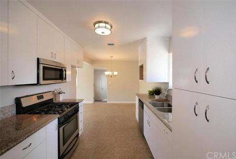 10972 Fellows Ave, Pacoima, CA 91331 photo 4