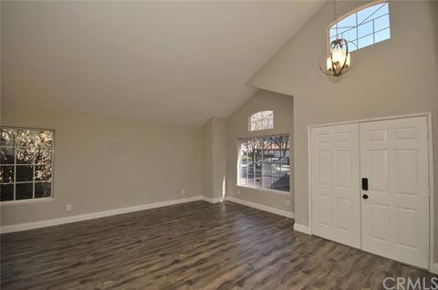 8739 Sandhill Dr, Riverside, CA 92508 photo 3