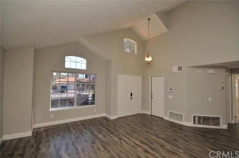 8739 Sandhill Dr, Riverside, CA 92508 photo 4