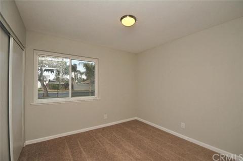 6886 Biscayne Ave, Riverside, CA 92503 photo 14