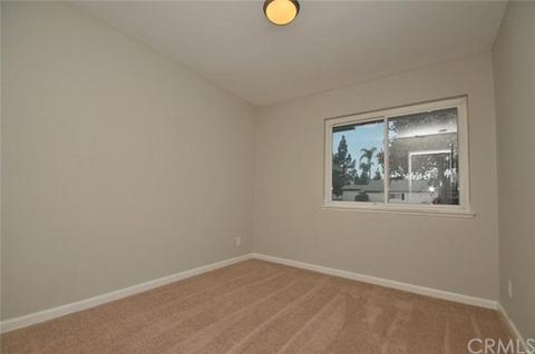 6886 Biscayne Ave, Riverside, CA 92503 photo 10