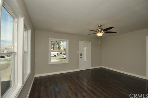 8864 Nuevo Ave, Fontana, CA 92335 photo 4