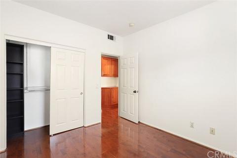 196 N Madison Ave, Pasadena, CA 91101 photo 28