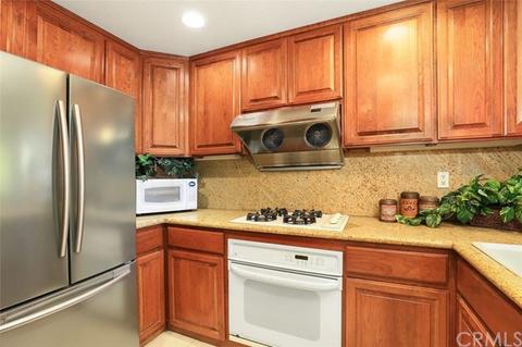 196 N Madison Ave, Pasadena, CA 91101 photo 17