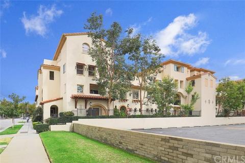 196 N Madison Ave, Pasadena, CA 91101 photo 3