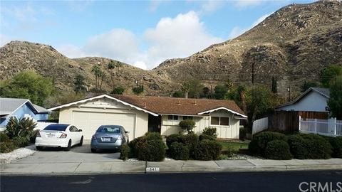 541 Glenhill Dr, Riverside, CA 92507 photo 2