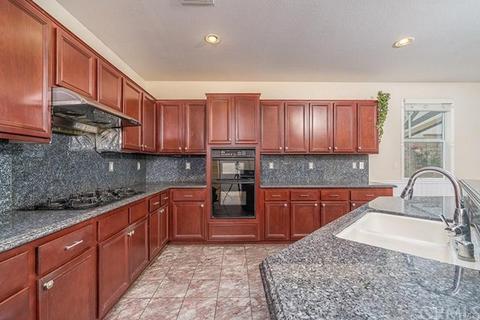 2472 Picasso Cir, Corona, CA 92882 photo 9