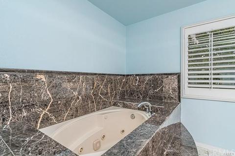 2472 Picasso Cir, Corona, CA 92882 photo 17