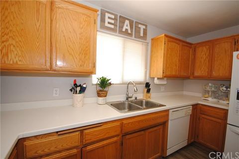 12511 Sholic Rd, Apple Valley, CA 92308 photo 16