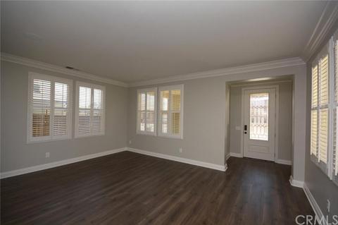 13162 Idyllwild St, Hesperia, CA 92344 photo 2