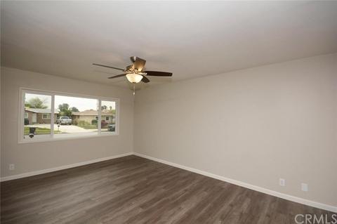 606 S Sage Ave, Rialto, CA 92376 photo 3