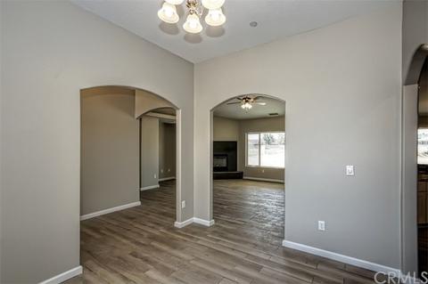 11330 Hickory St, Hesperia, CA 92345 photo 9