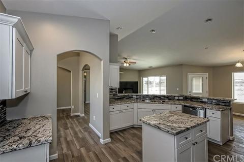 11330 Hickory St, Hesperia, CA 92345 photo 17