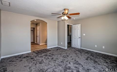 11330 Hickory St, Hesperia, CA 92345 photo 5