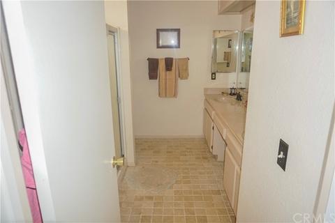 10598 Portland Ave, Hesperia, CA 92345 photo 8