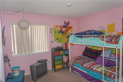 10598 Portland Ave, Hesperia, CA 92345 photo 13