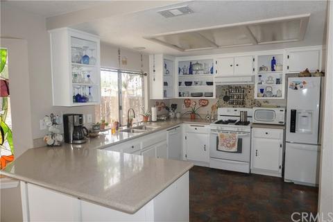 10598 Portland Ave, Hesperia, CA 92345 photo 18