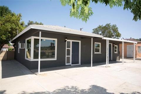 2329 Georgia St, Riverside, CA 92507 photo 2