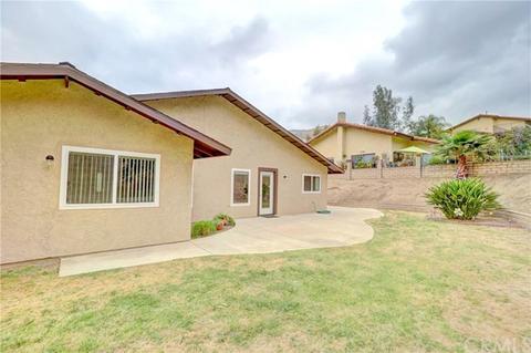 2943 Seine Ave, Highland, CA 92346 photo 23