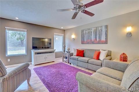 2943 Seine Ave, Highland, CA 92346 photo 6