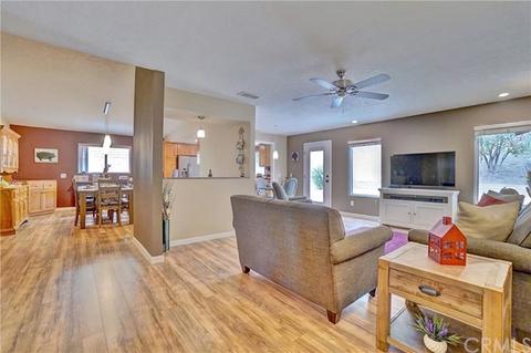 2943 Seine Ave, Highland, CA 92346 photo 5