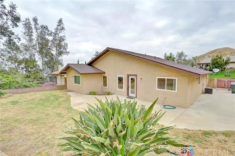 2943 Seine Ave, Highland, CA 92346 photo 24
