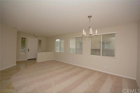 34542 Devlin Dr, Beaumont, CA 92223 photo 5