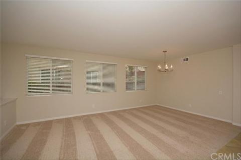 34542 Devlin Dr, Beaumont, CA 92223 photo 4