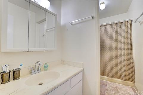 718 N Raymond Ave #1, Pasadena, CA 91103 photo 14