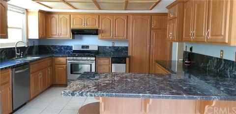 14989 Cedar St, Hesperia, CA 92345 photo 2